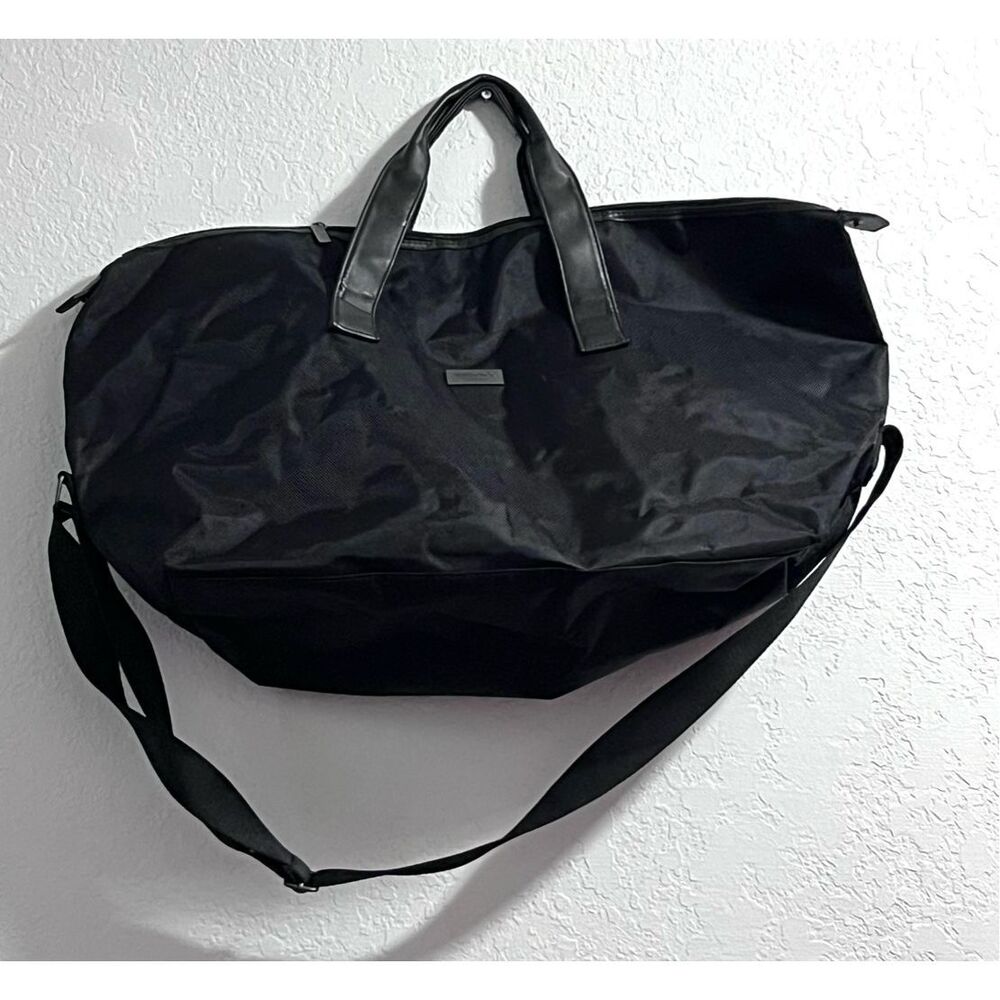 Jimmy Choo Parfums Weekender Overnight Duffle Bag Medium Size Black